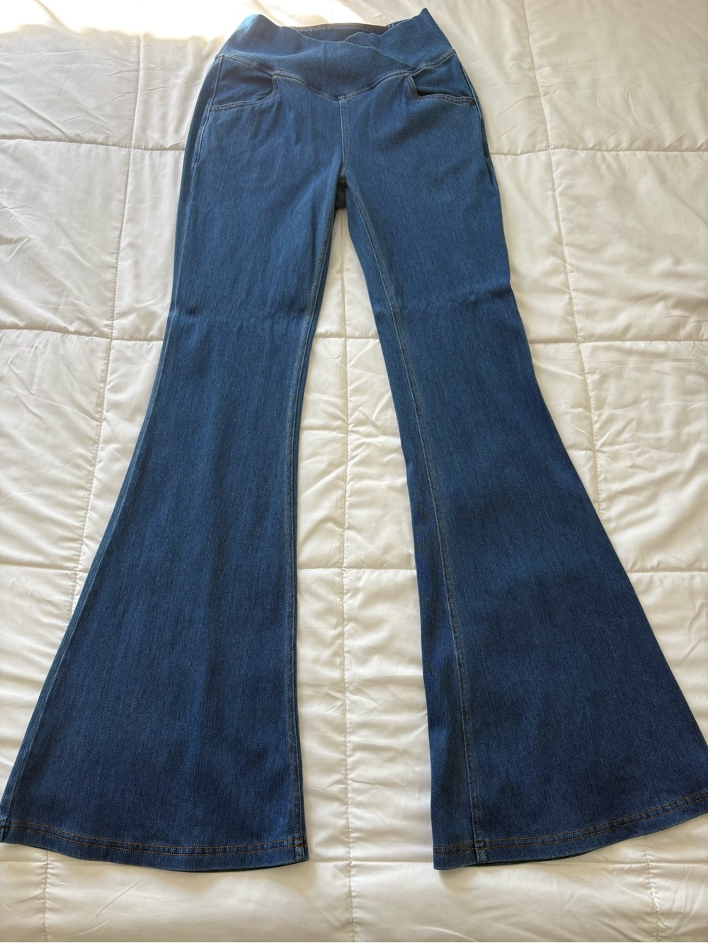HALARA Women's Dark Blue Flare Jeans Wide Leg